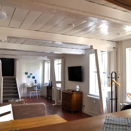 Дом отдыха Brasseriehof Historisches Fachwerkhaus In 115 M2 Innenhof Parkplatz *