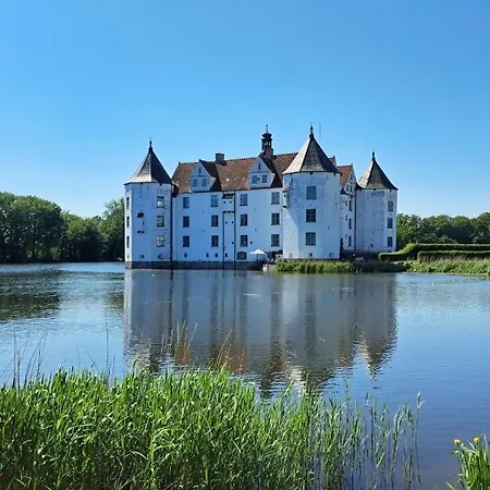 Дом отдыха Brasseriehof Historisches Fachwerkhaus In 115 M2 Innenhof Parkplatz
