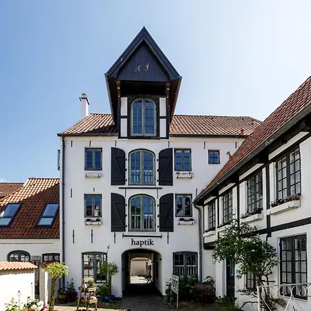 Dom wakacyjny Brasseriehof Historisches Fachwerkhaus In 115 M2 Innenhof Parkplatz